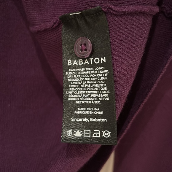 SOLD!! New Wilfred Aritzia Purple Cropped Cardigan Sweater - Picture 4 of 5